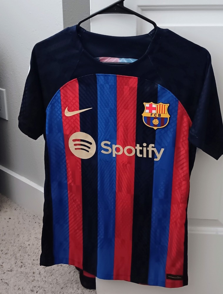 Nike FC Barcelona 22/23 Home Replica Jersey For Men (Size S) / Never Used.