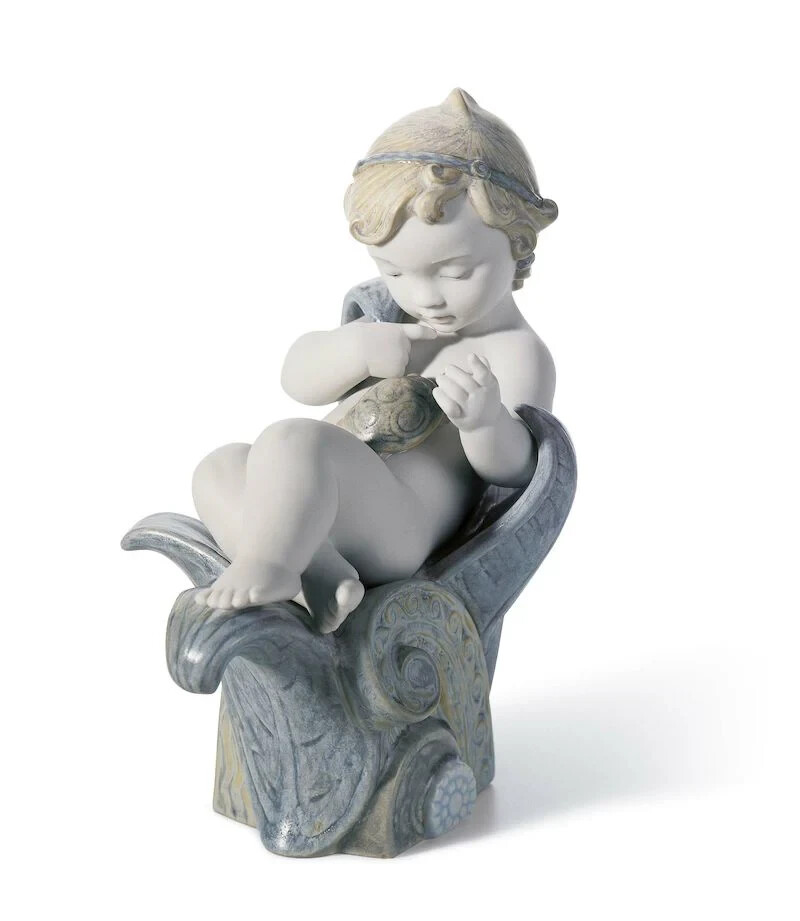 Lladro 01018227 Innate Curiosity Figurine New Collectible