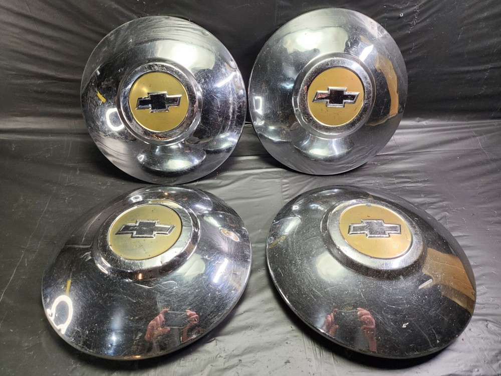 1951 52 53 Chevrolet Chevy GM Belair line Dog Dish Hub Caps Wheel Cover Bowtie