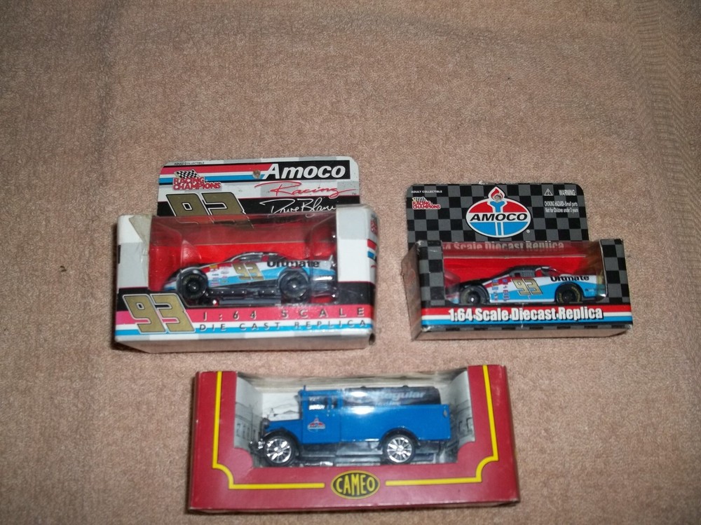 Cool vintage 1:64 scale diecast Amoco vehicle replicas lot of 3