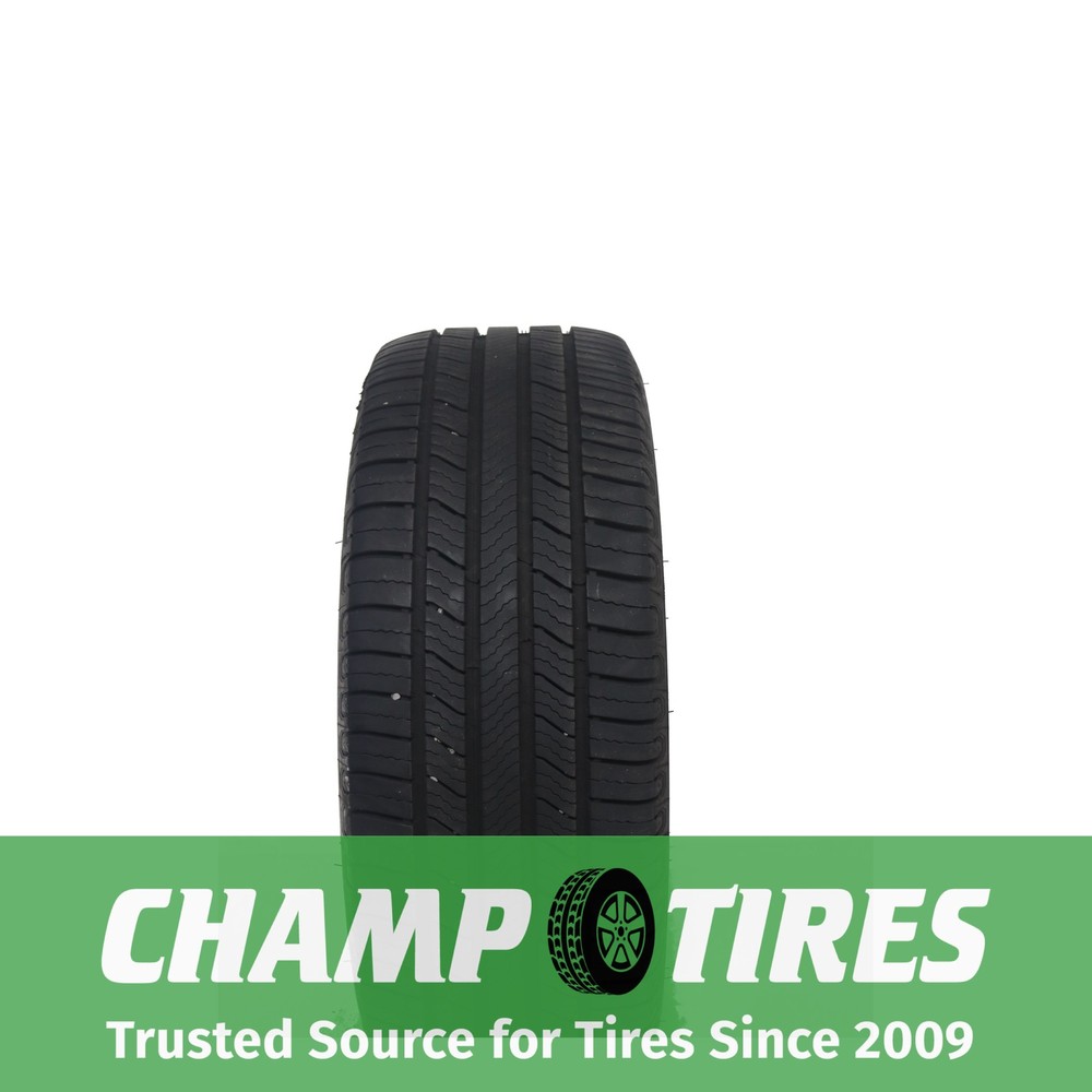 Set Of 2 P235/45R19 Michelin Defender2 99 H Used 8/32nds