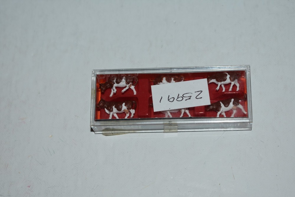 N Scale Preiser Cows for Scenery Set C45149