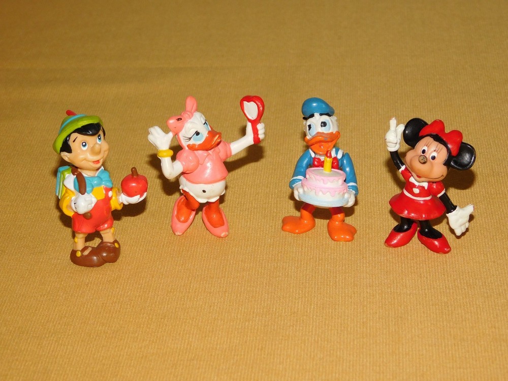 Vintage Disney Applause 2 Inch Mini Figurine Set Donald Daisy Duck Minnie Mouse Pinocchio