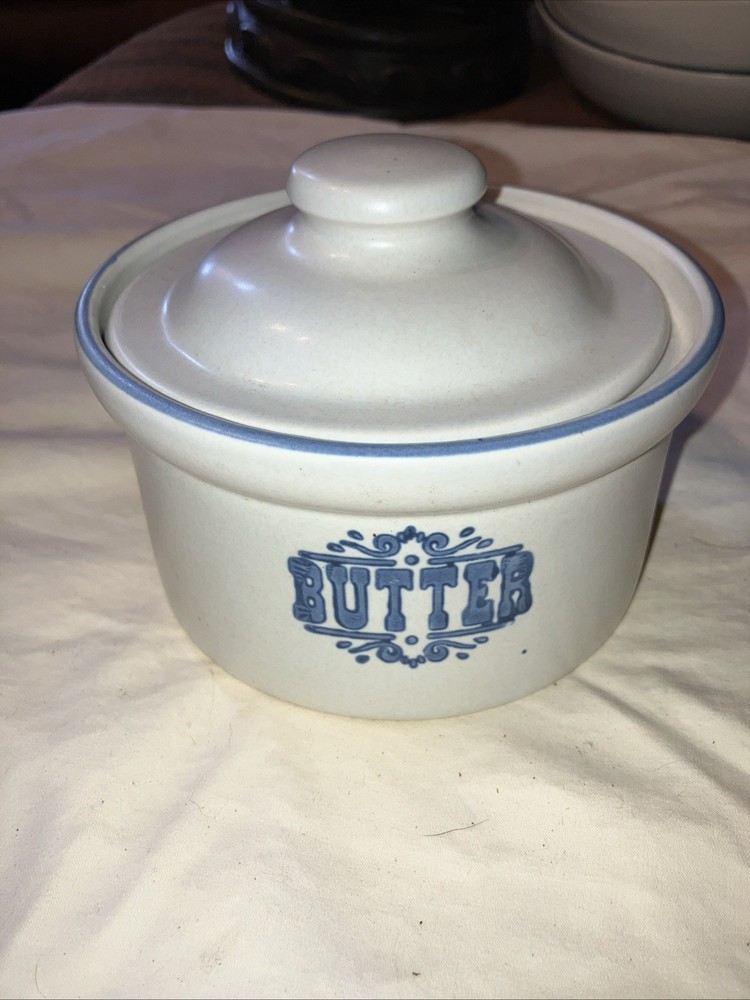Pfaltzgraff Yorktowne Butter Tub Crock With Lid 065 Blue USA