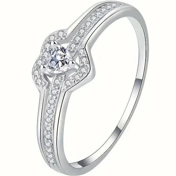 Elegant 925 Sterling Silver Heart Ring with Sparkling Zirconia