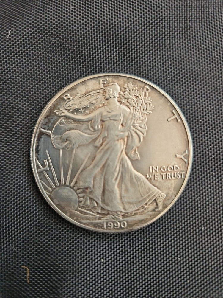 1990 AMERICAN EAGLE WALKING LIBERTY .999 FINE PURE SILVER DOLLAR UNCIRCULATED