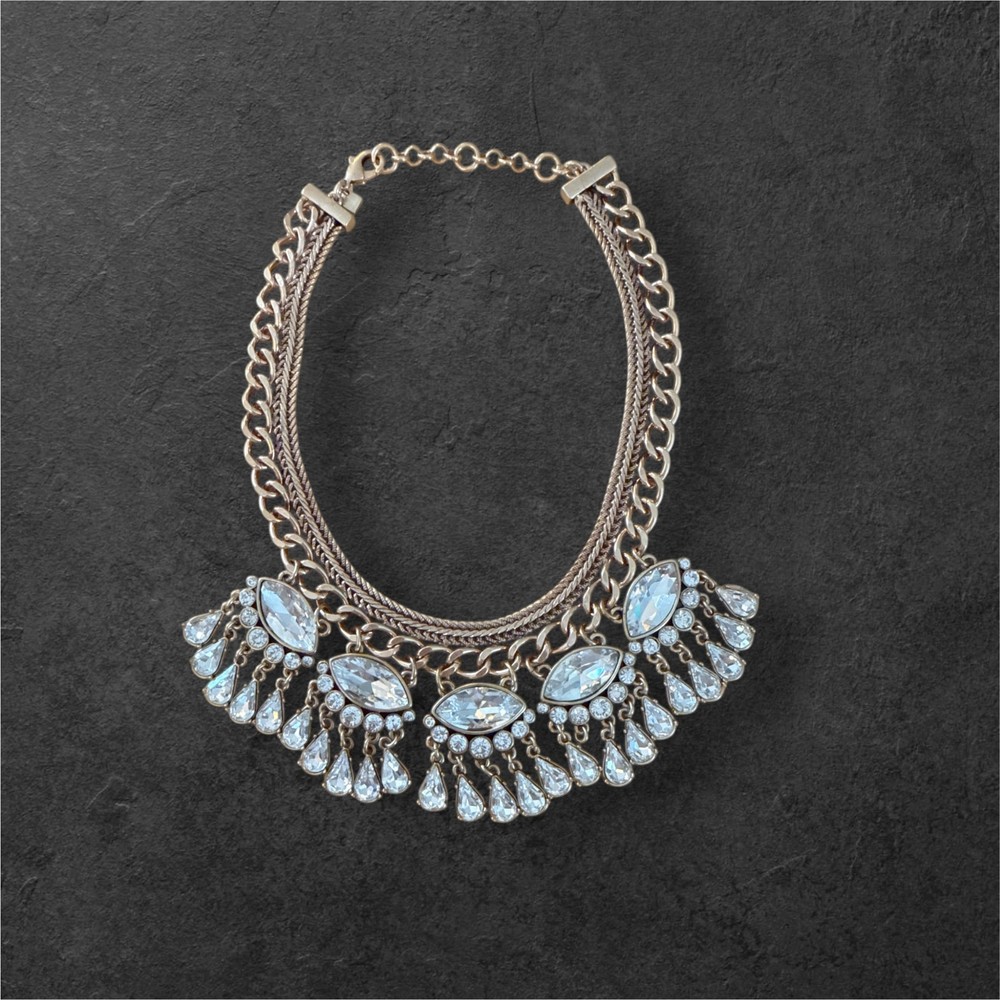 BANANA REPUBLIC RHINESTONE BLING STATEMENT GOLD TONE CRYSTAL NECKLACE