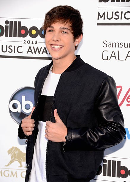 Singer Austin Mahone 2013 Billboard Music Awards at the MGM Grand - Old Photo 1
