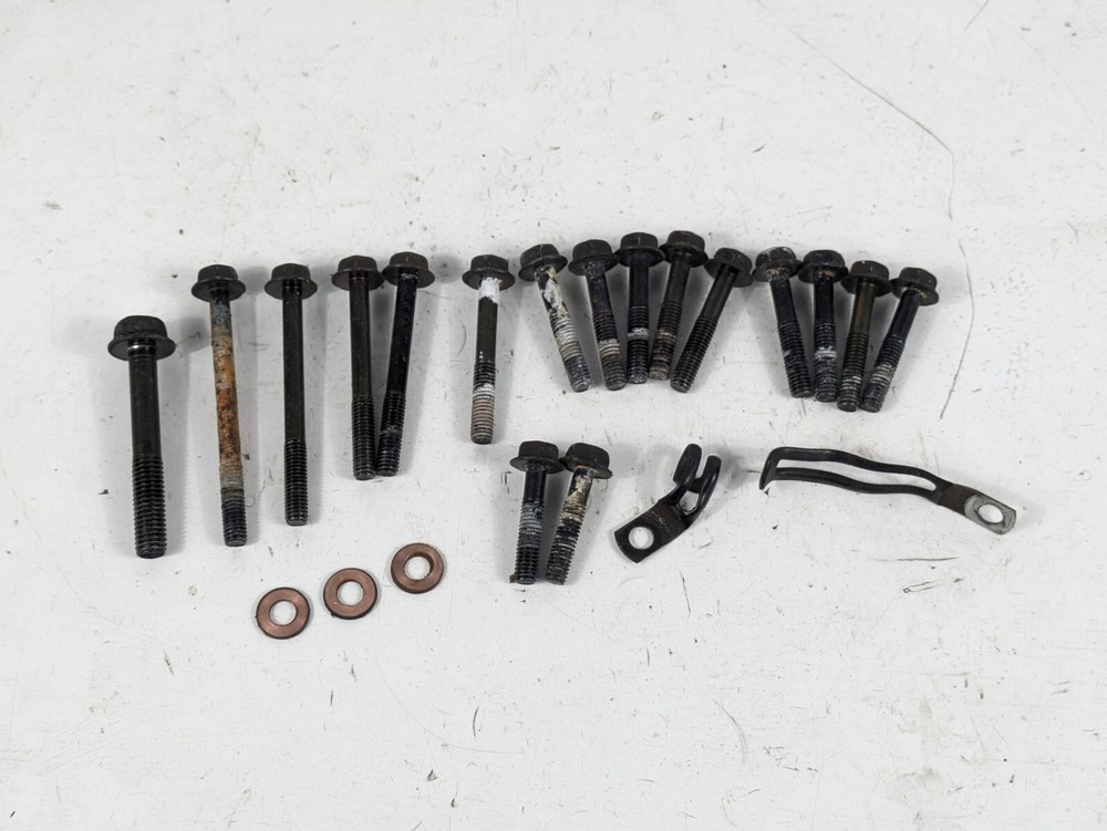 1991 - 1993 Suzuki Bandit 400 GSF GSF400 Case Bolts