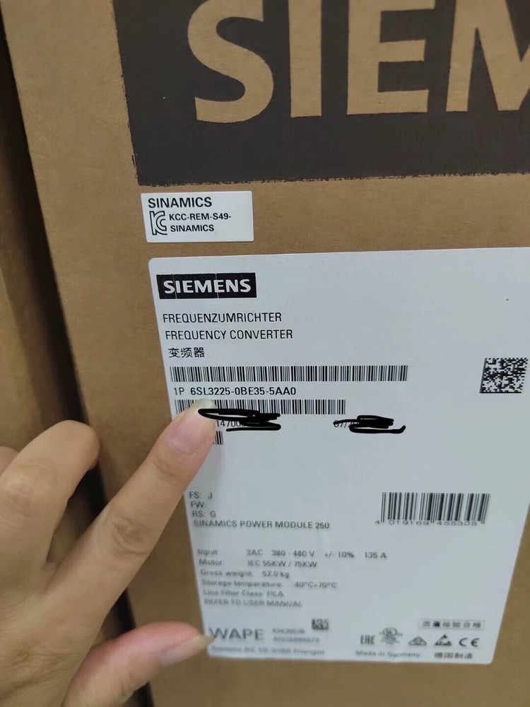1PC Siemens 6SL3225-0BE35-5AA0 6SL3 225-0BE35-5AA0 New In Box Expedited Shipping
