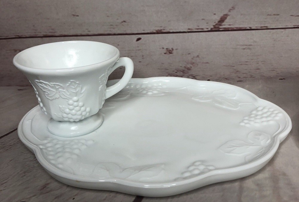 (16) Sets Indiana Milk Glass White Harvest Lunch Snack Plate Cup  + 4 Ex Cups