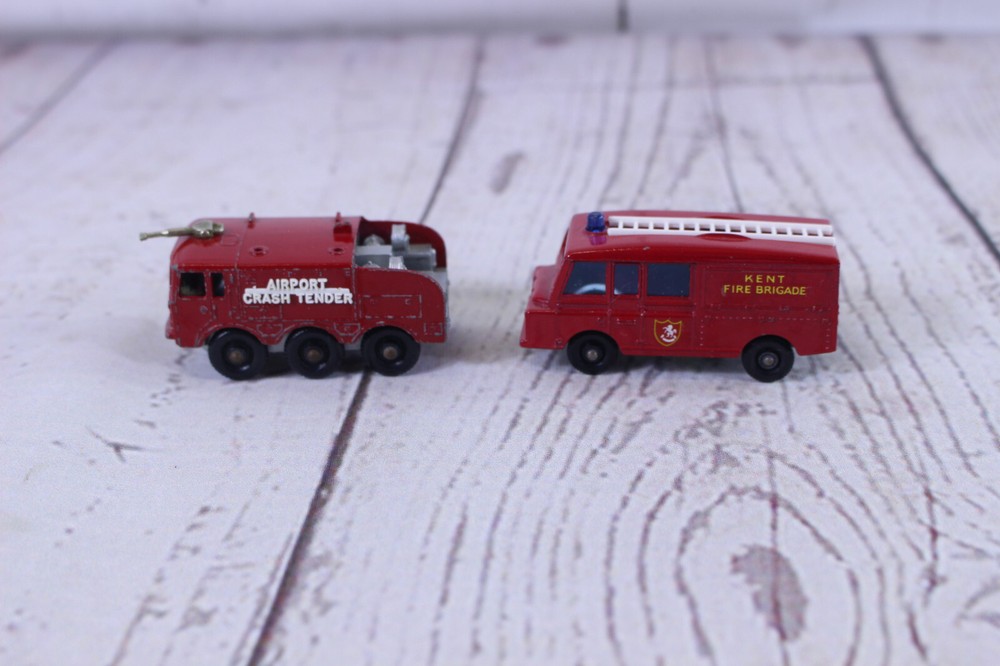 Matchbox Lesney Land Rover Fire Truck #57 Kent Fire Brigade,Airport Crash Tender