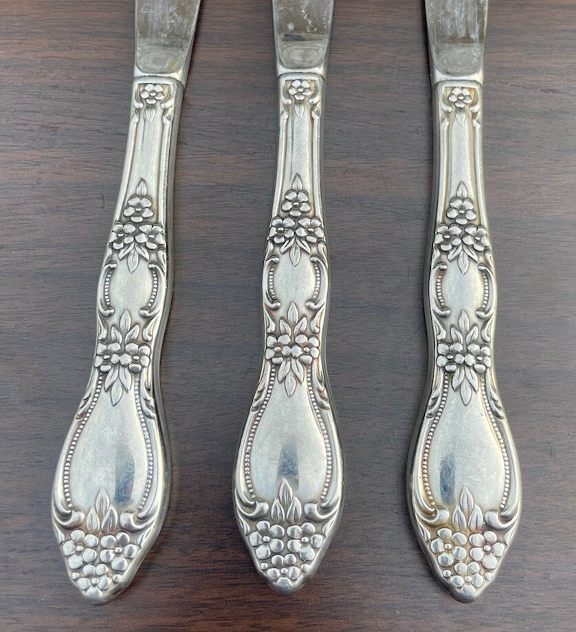 Oneida Huntington Stainless Steel Dinner Knives Set of 3 Flatware