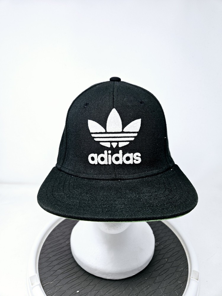 Adidas Originals  Snapback Flatbill Hat Cap Black White Used FAST SHIPPING
