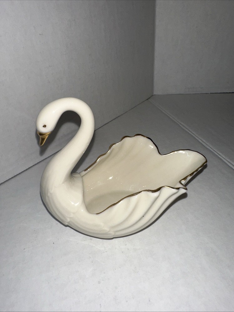 Vintage Decorative Collectible Lenox Swan Gold Trimmed Trinket Dish 3 X 5