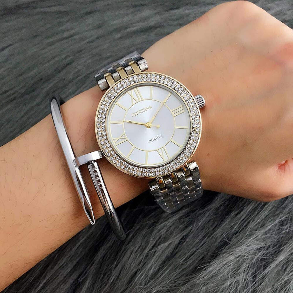 Elegant Quartz Casual Watch with Luxury Crystal and Roman Design