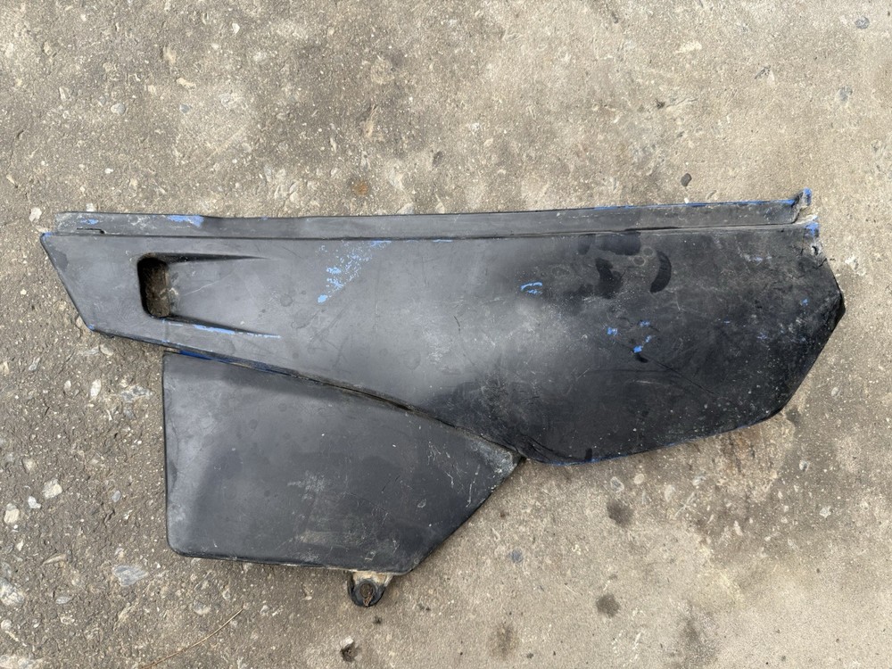 Yamaha XT600 OEM Genuine Side Cover Plastic Trim Parts