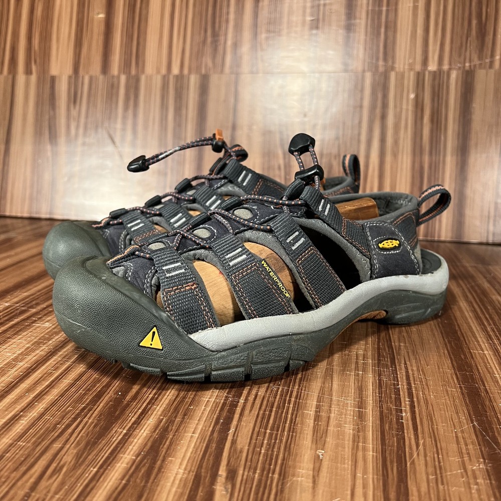 Keen Newport H2 Shoes Mens Size 7 Black Gray Waterproof Hiking Sandals Outdoors