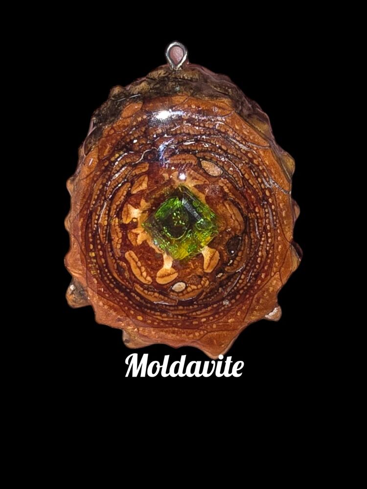 Knobcone (THIRD EYE) W/Moldavite PENDANT