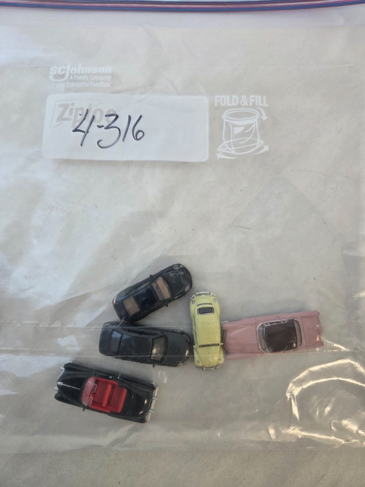 Grab Bag #4-316 HO Scale Cars