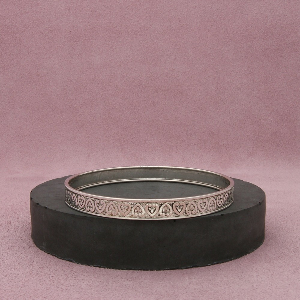 Coro vintage sterling silver 7mm heart scroll stackable bangle bracelet size 7.75 inches