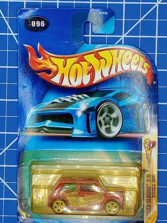 Hot Wheels Morris Mini #096 Red 2003 Crazed Clowns 2/5 With Yellow 5 Dot Rims