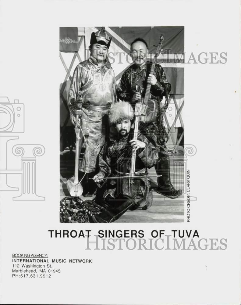 1994 Press Photo Members of Huun-Hurr Tu, throat singers of Tuva. - lry28140