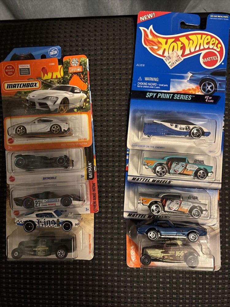 Matchbox/Hot Wheels Lot Of 10 For $13. Free Shipping/Chevy/ batmobile/ Ford