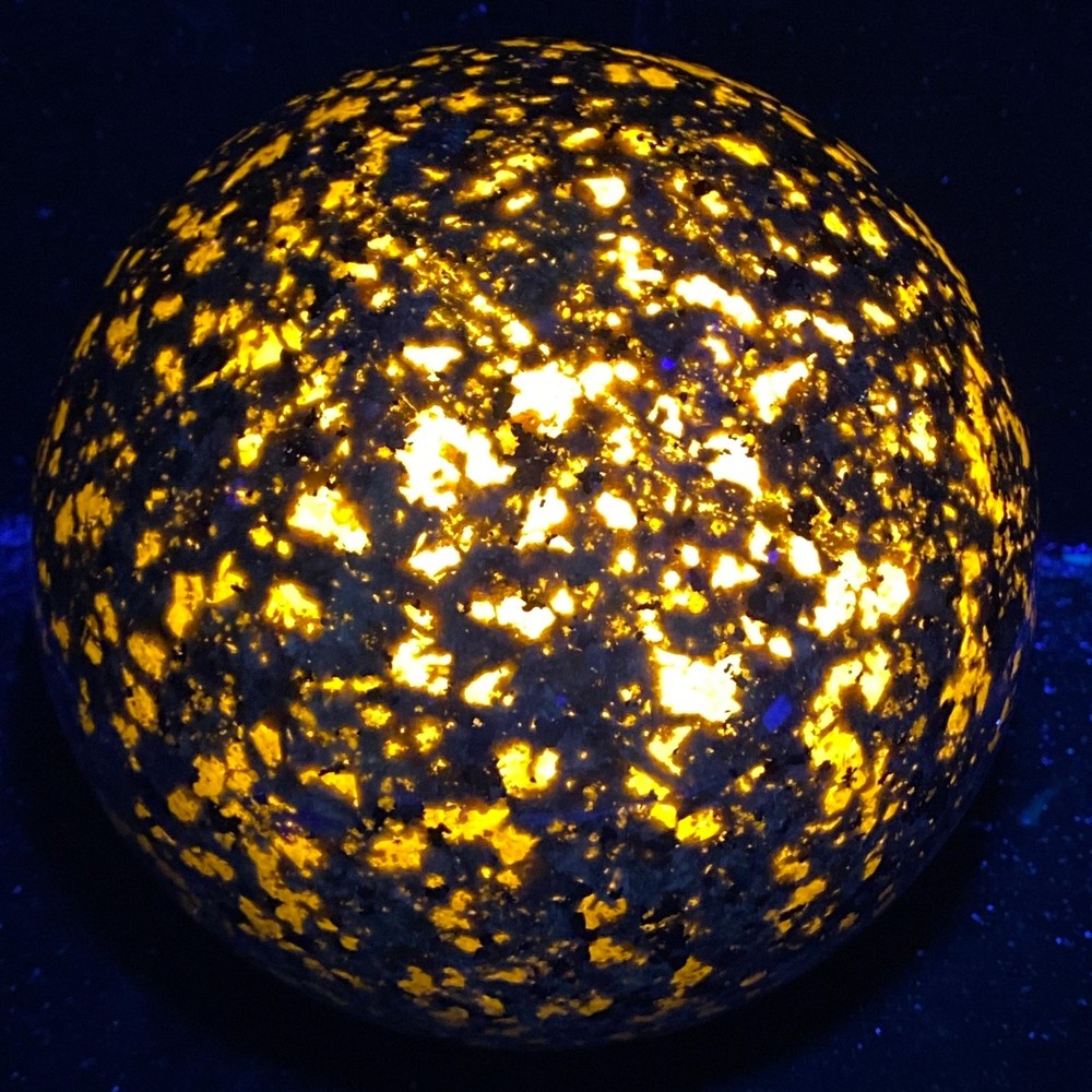 Natural Flame's stone Sphere crystal ball reiki healing 5540G UV Reactivecrystal