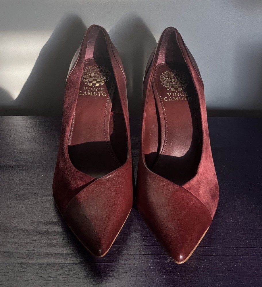 Vince Camuto Size 7 Wine Burgundy 3 Inch Heels