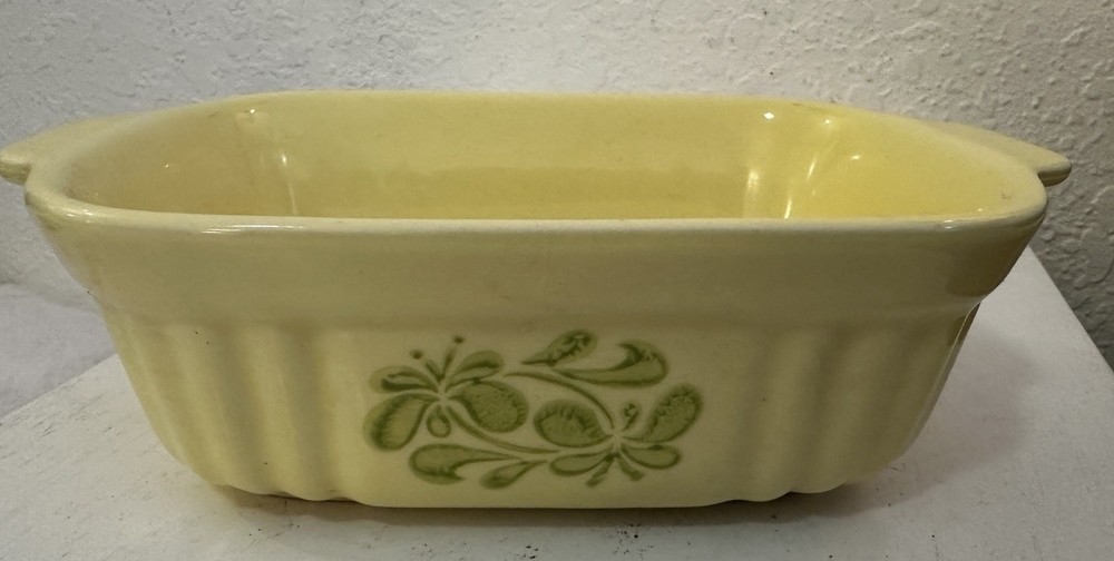Vintage Pfaltzgraff 1983 FTDA 16 Oz Casserole Baking Dish Yellow