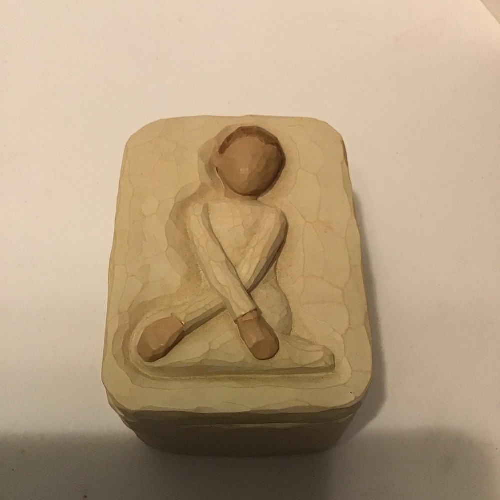 2004 DEMDACO Willow Tree Serenity Trinket Box #26612 Keepsake