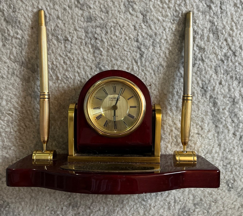 Danbury Desk electronic wood Clock with two pens