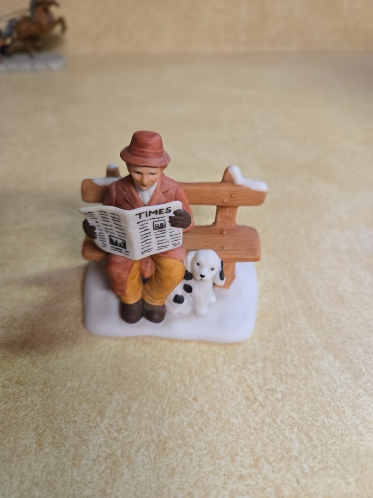 Lefton Colonial Village Figurine 00222