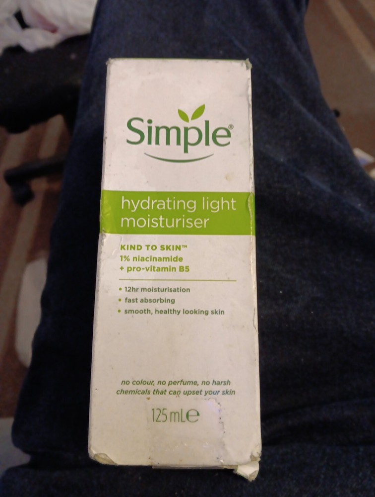 SIMPLE REPLENISHING RICH MOISTURIZER 12 Hour For All Skin Types Vegan 4.2oz NEW