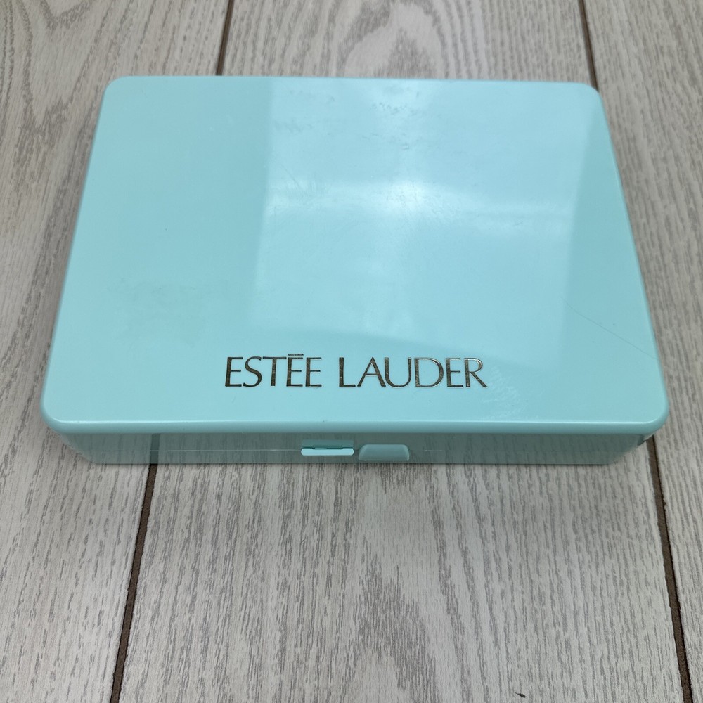 Vtg ESTEE LAUDER Mint Green Hard Plastic Snap Close Make-Up Storage Box