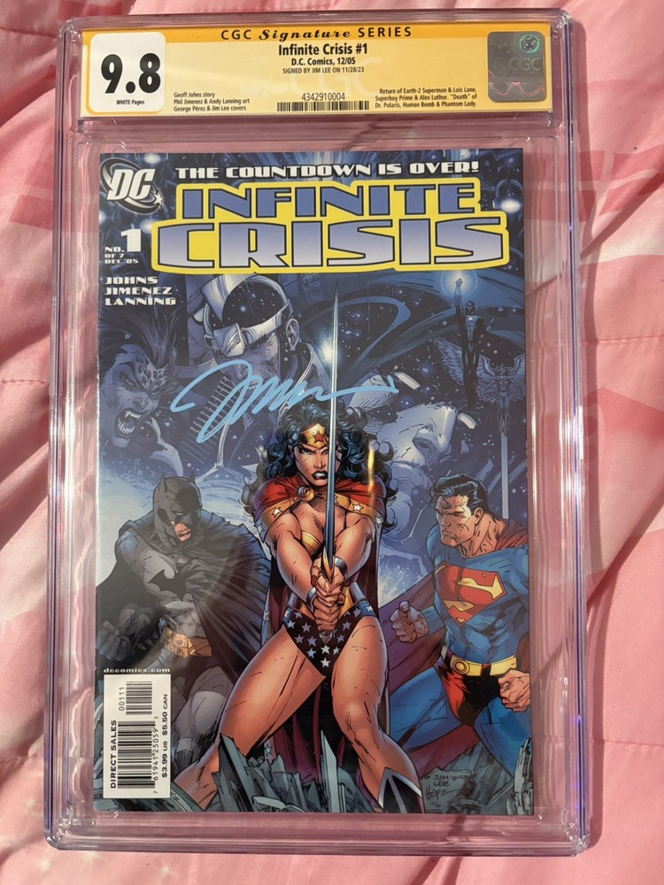 Infinite Crisis 1 CGC SS 9.8 Jim Lee Wonder Woman Cover 12/05