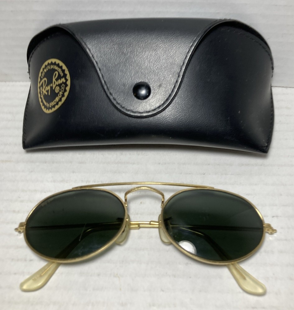 Vintage Ray Ban Bausch And Lomb W1534 Oval Round USA Sunglasses With Case