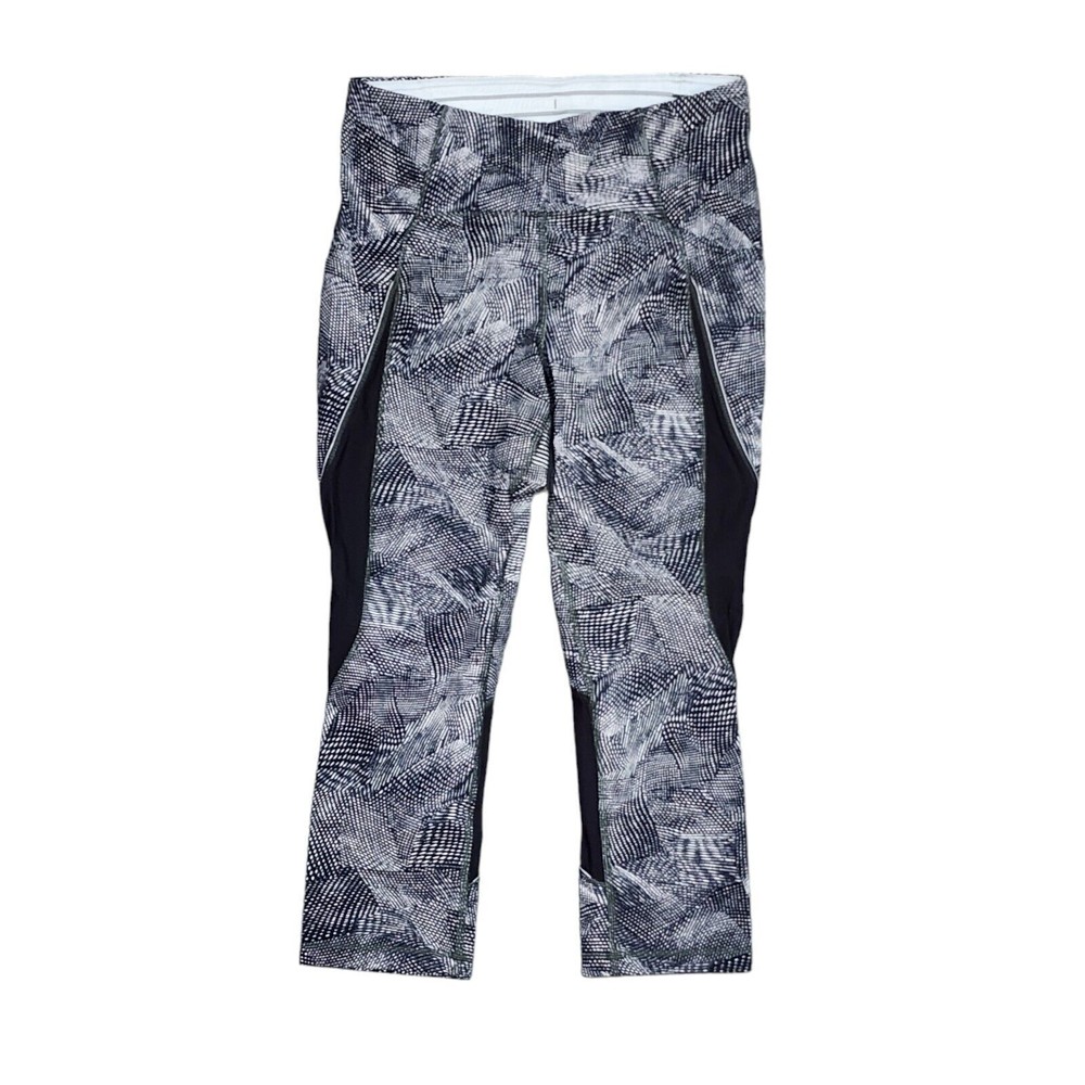 Lululemon Run Off Route Mid Rise Crop 21