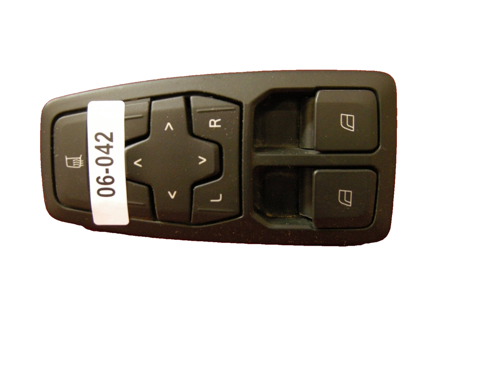 2022 Volvo VNL Window Switch Assembly No Reserve Auction 06-042