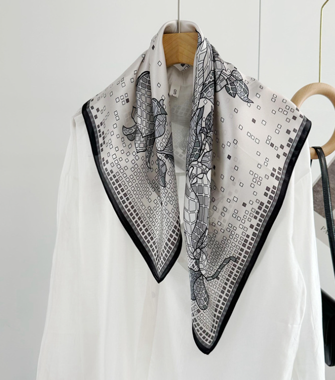 100% Mulberry Silk Square Scarf Women Wrap Neckerchief Grey flower 68*68cm NEW