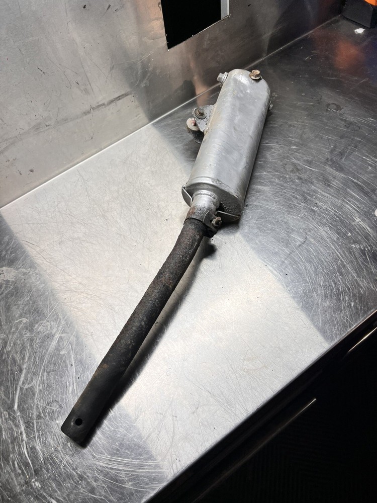 Honda CR250 CR 250 Exhaust Muffler Silencer Pipe Sound OEM Genuine 1983 83