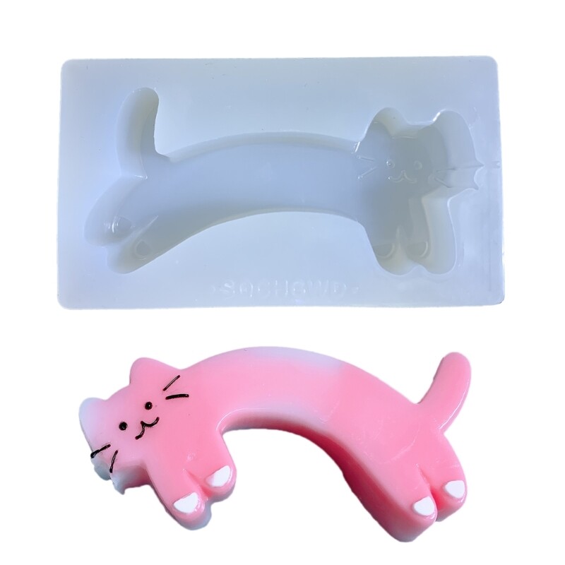 DIY Crystal Cat Quicksand Pendant Silicone Mold for Jewelry Making