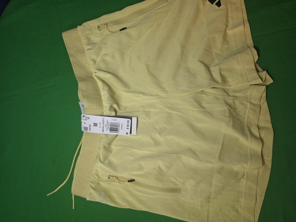 Adidas Airchill Shorts Running Performance Men's Size M Powder Yellow JI8192