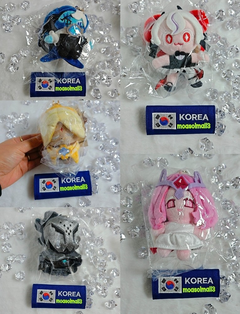 Cookie Run Kingdom 5thAnniversary Silent Salt Eternal Sugar Cookie Doll keychain