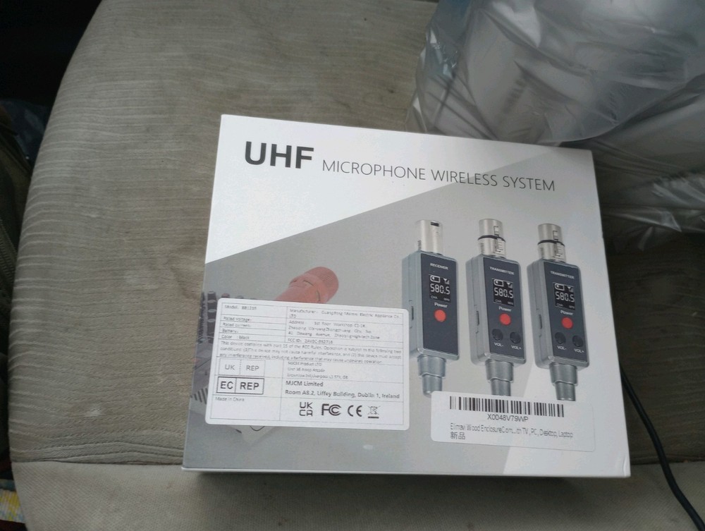 Elimavi UHF Wireless Mic System with XLR Adapter for Clear Wireless Transmission