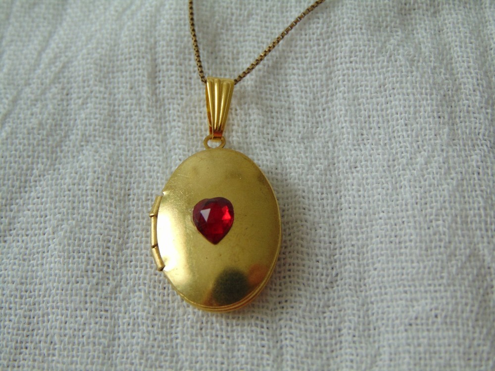 vintage locket pendant necklace red crystal heart gold plated chain necklace