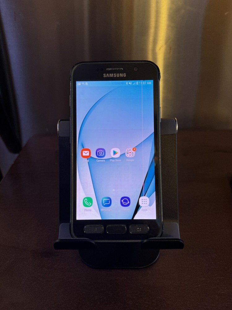 Samsung Galaxy S7 Active 32GB SM-G891A AT&T Android Smartphone