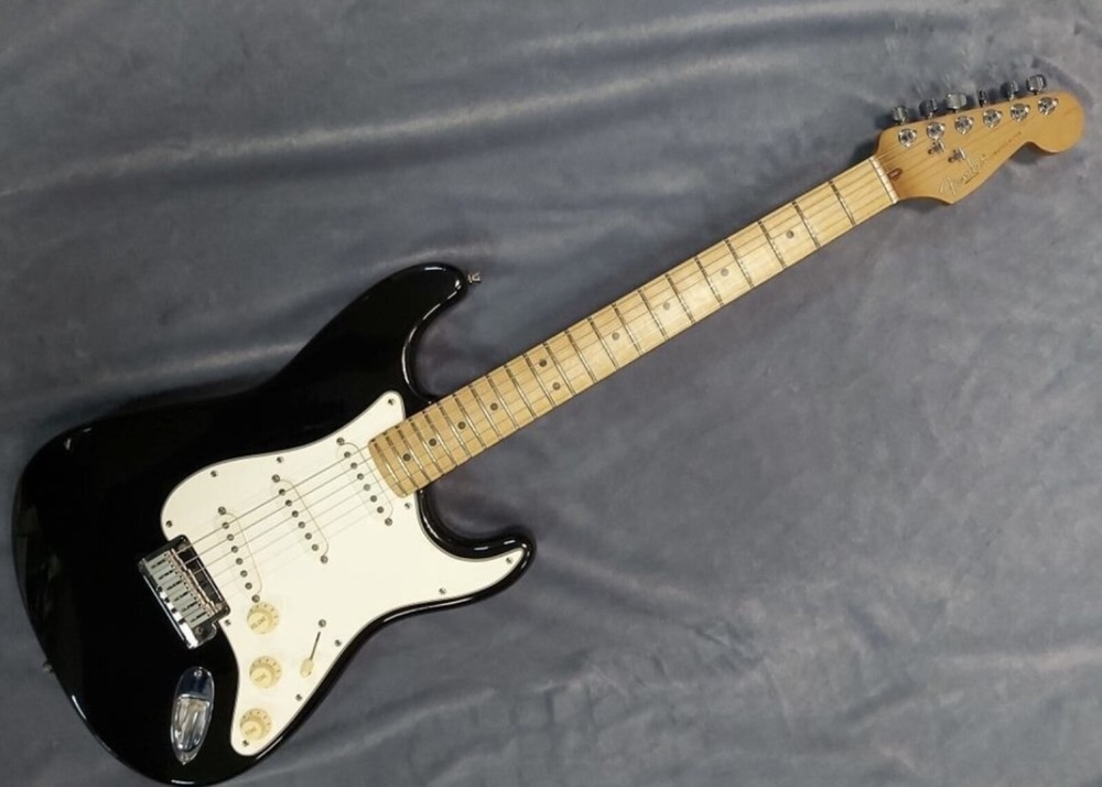 fender american standard stratocaster guitar