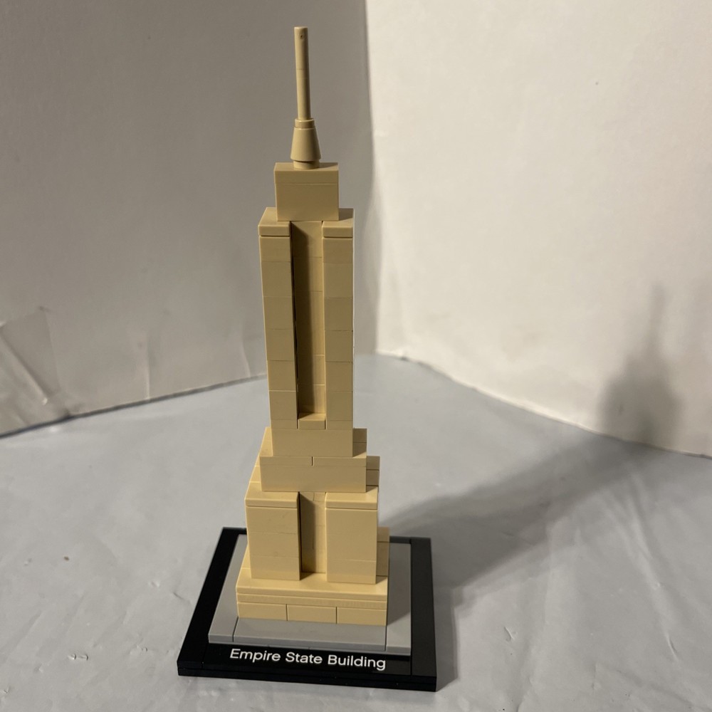 LEGO Architecture Empire State Building Set 21002 for Adults and Collectors